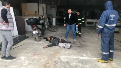 Tiner dökülen soba parladı: Bir ağır yaralı
