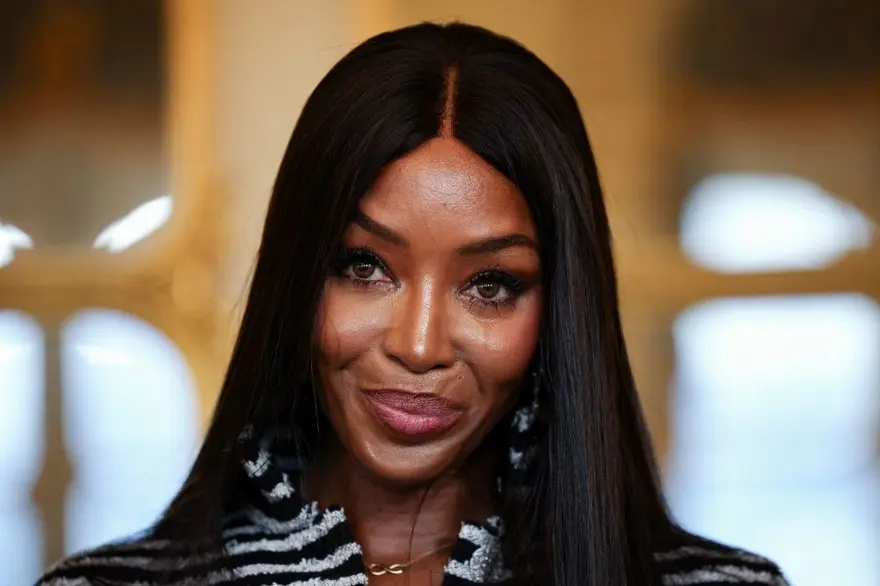Naomi Campbell'ın yardım paralarını lüks harcamaları için kullandığı iddiası ortalığı karıştırdı 2 Naomi Campbell'ın yardım paralarını lüks harcamaları için kullandığı iddiası ortalığı karıştırdı 2