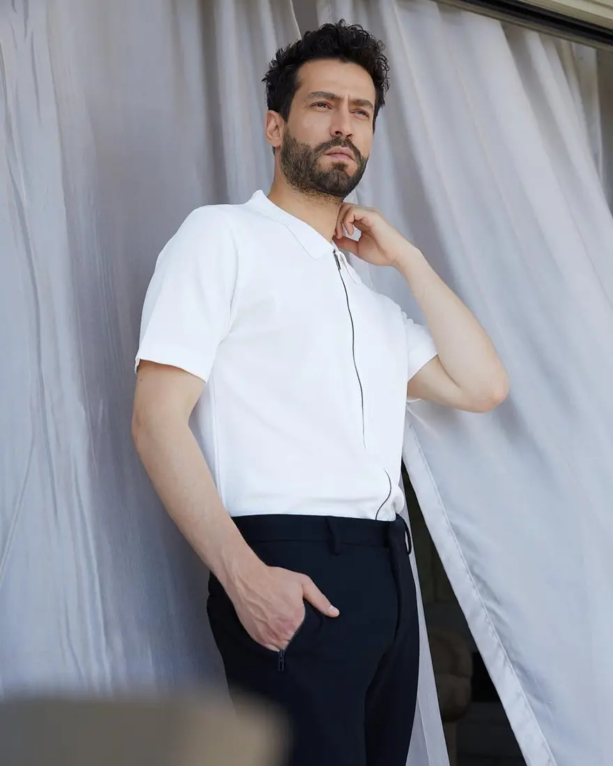 Barış Manço'yu canlandıracak olan Ekin Koç: Filmdeki şarkıları ben okuyacağım 1