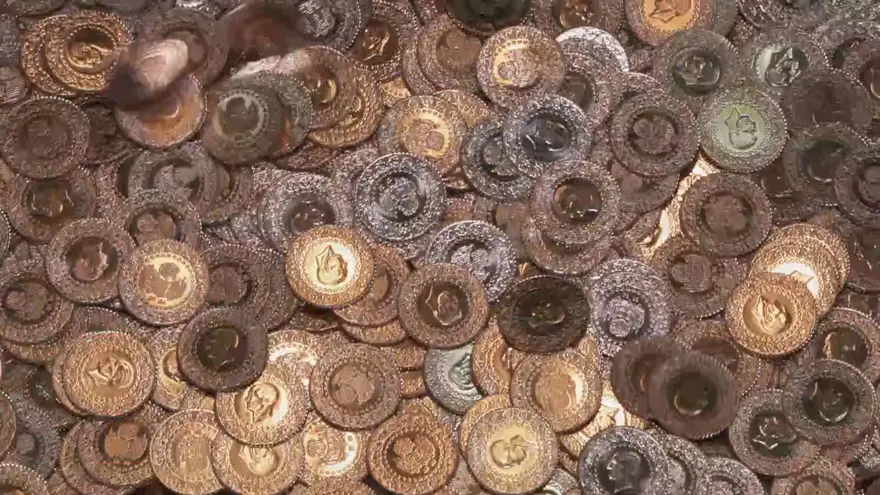 "CUMHURİYET ALTININA TALEP ARTTI" 2