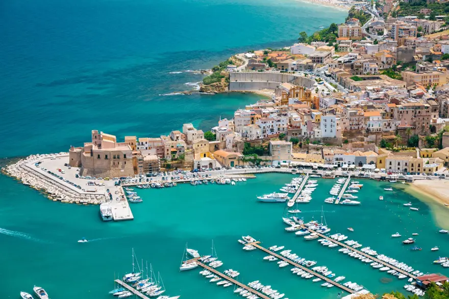 İtalya iç turizmi canlandırmak için vatandaşlarına 500 euro tatil ikramiyesi verecek 6
