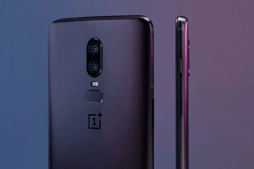 Bu defa 'iPhone X katili' için kuyruk oluştu 7 Bu defa 'iPhone X katili' için kuyruk oluştu 7