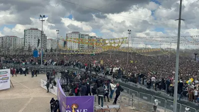 Diyarbakır'da nevruz kutlaması