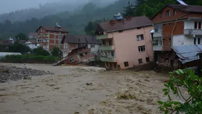İl il sel bilançosu: Köprüler yıkıldı, evler sular altında kaldı