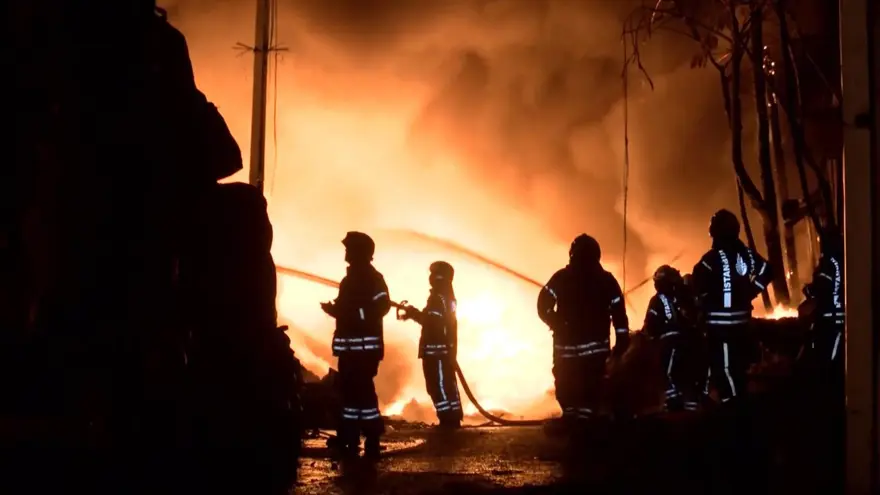 20 İLÇENİN EKİBİ MÜDAHALE ETTİ 