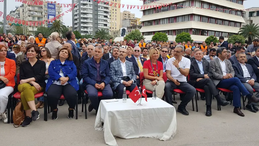 Adana'da renkli Portakal Çiçeği Karnavalı korteji 41 Adana'da renkli Portakal Çiçeği Karnavalı korteji 41