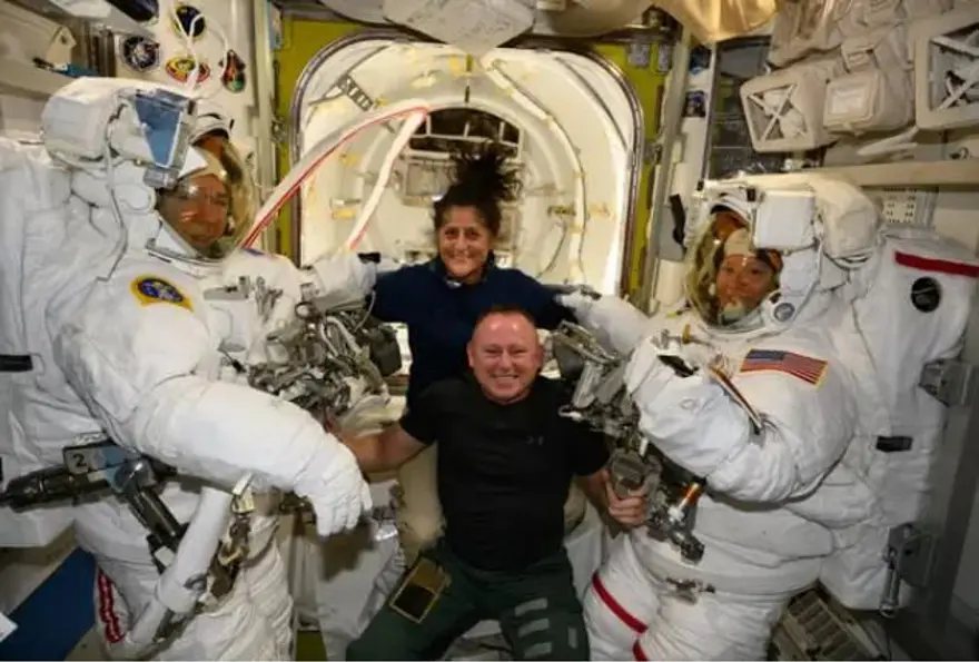 NASA yılın en iyilerini paylaştı: 2024'ün çarpıcı uzay fotoğrafları! 20