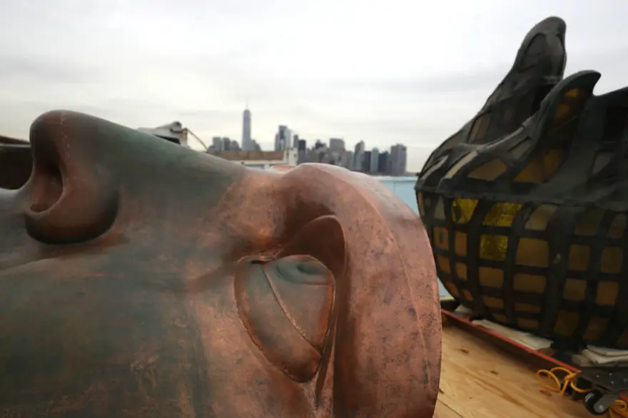 New York Özgürlük Heykeli meşalesi müzeye taşındı 3