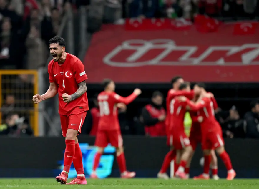 "BİZİM HAKEMLERİN DERS ALMASI LAZIM" 6 "BİZİM HAKEMLERİN DERS ALMASI LAZIM" 6