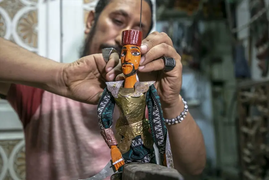 Osmanlı'daki ahşap kukla geleneğini yaşatıyorlar 10 Osmanlı'daki ahşap kukla geleneğini yaşatıyorlar 10