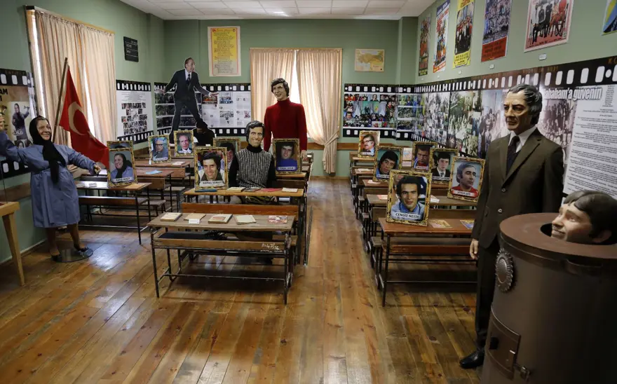 Hababam Sınıfı anıları müzede canlanıyor 4