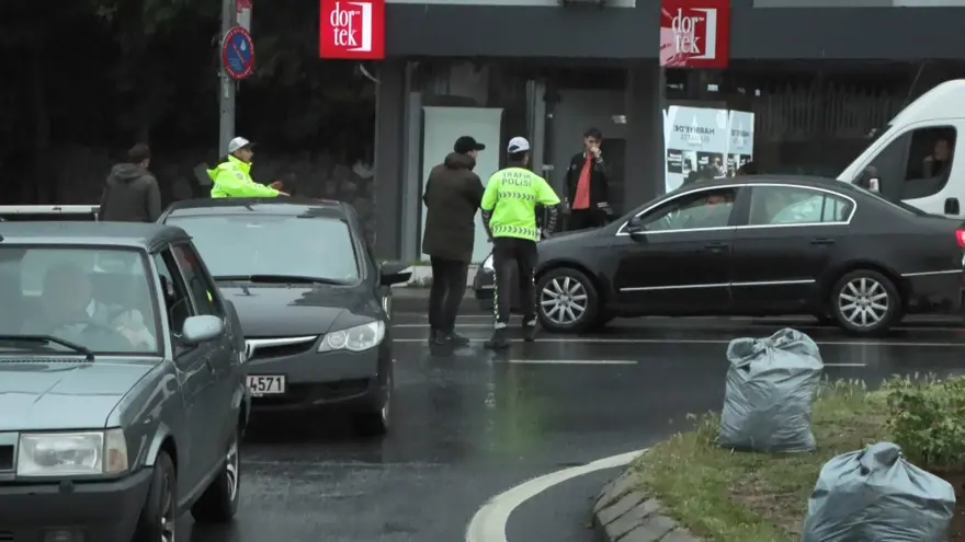 İstanbul'da 1 Mayıs tedbirleri: 217 gözaltı, 28 polis yaralı 14