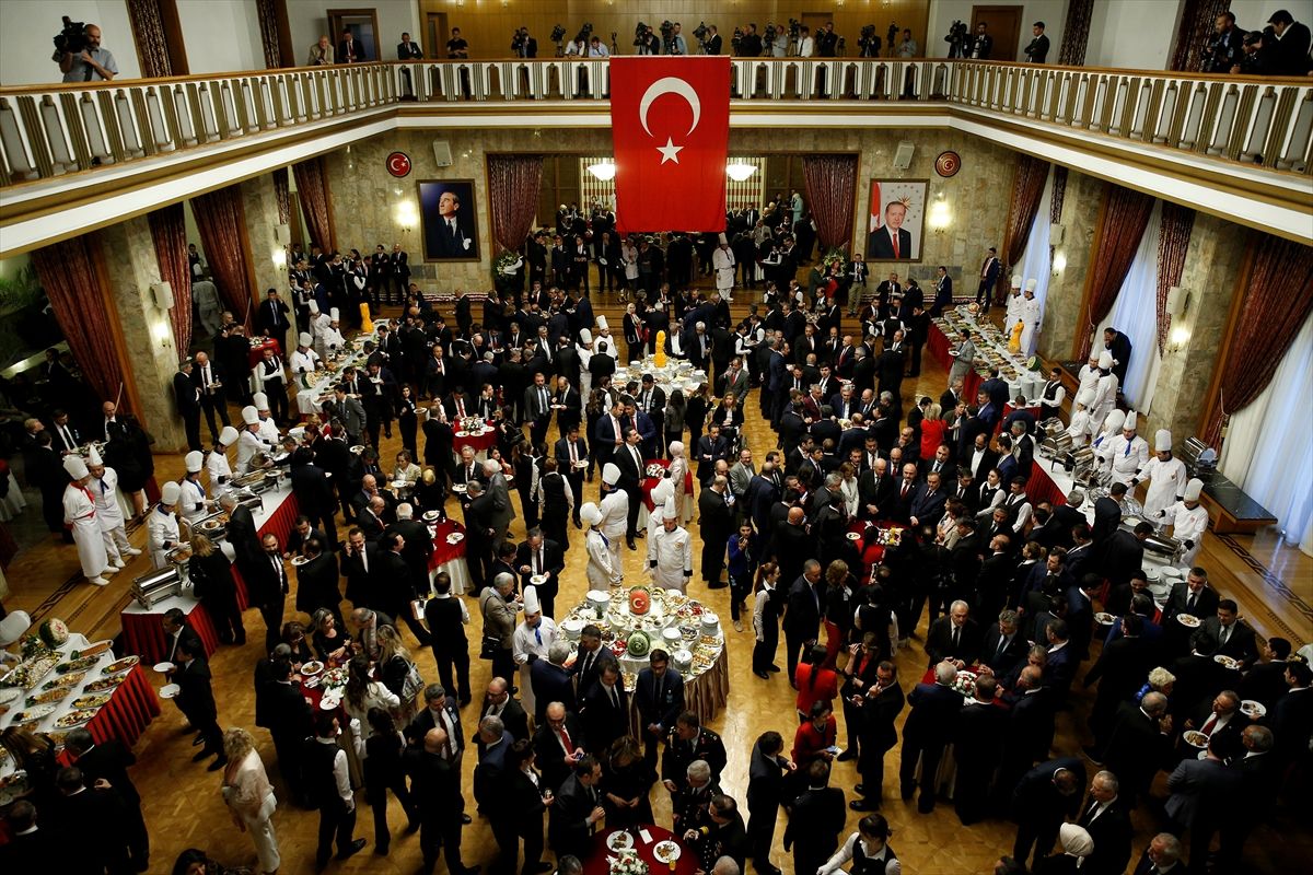 23 Nisan resepsiyonundan kareler