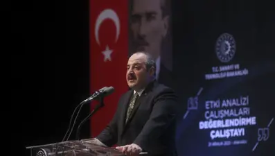 Bakan Varank'tan 'TL'yi teşvik paketi' açıklaması