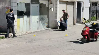 Boşanma aşamasındaki eşini vurup intihara kalkıştı
