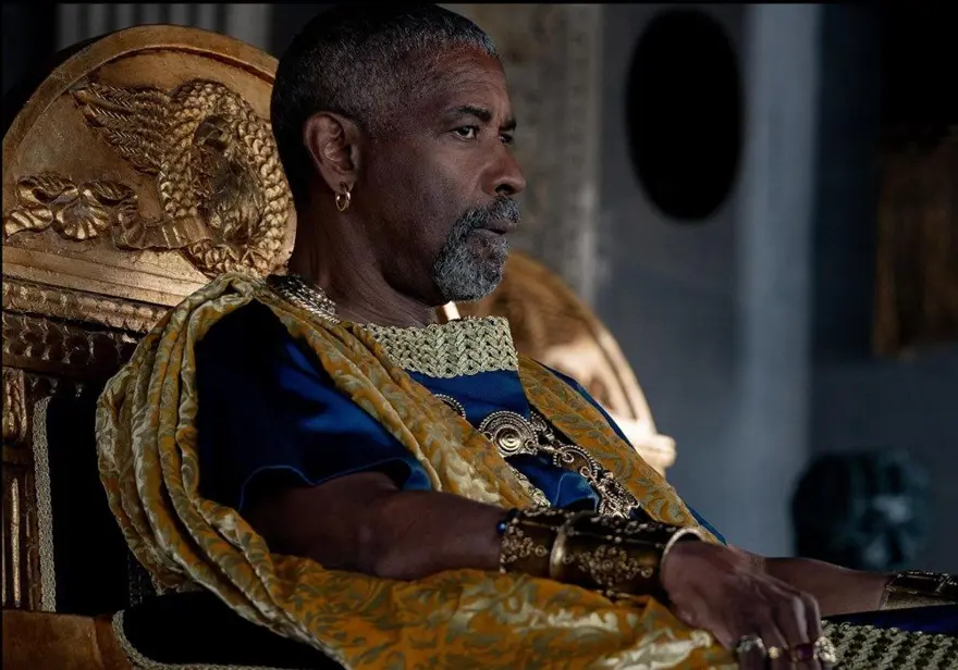 Oscar ödüllü oyuncu Denzel Washington papazlık ruhsatı aldı 