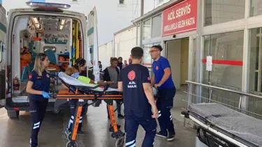 Minibüs kontrolden çıktı, kayaya çarptı: 2 kişi yaralandı