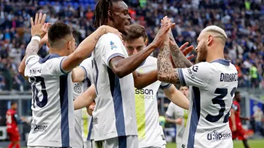 Serie A'nın zirvesinde puanlar eşitlendi: Şampiyonu play-off belirleyebilir