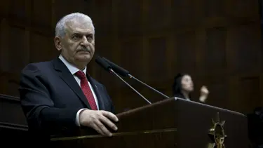 SON DAKİKA: Başbakan Yıldırım'dan KHK ve bedelli askerlik açıklaması