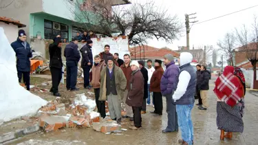 Burada altın var diyerek kazmaya başladı