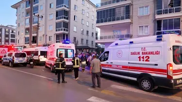 Asansör 5'inci kattan düştü, 2 işçi yaralandı