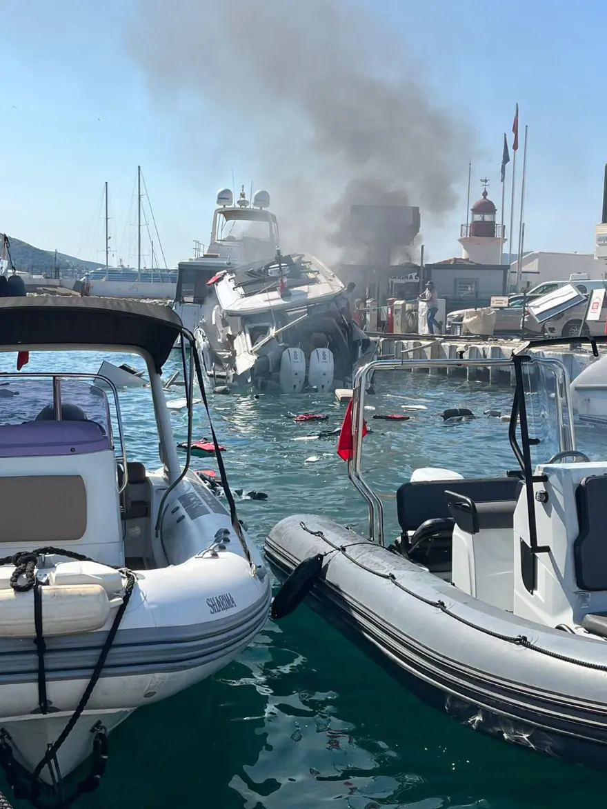 Bodrum'da teknede patlama: Yaralılar var 1 Bodrum'da teknede patlama: Yaralılar var 1