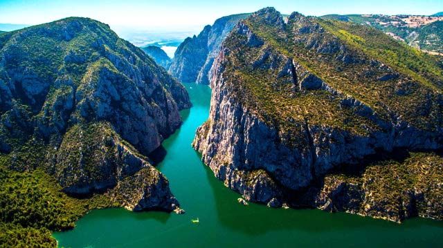 Burası Norveç Fiyordları değil, Samsun Şahinkaya Kanyonu