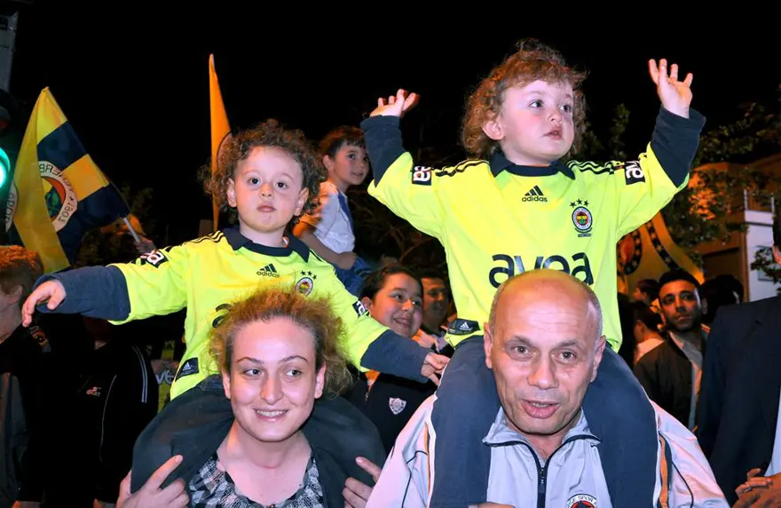 Her yer sarı lacivert 41