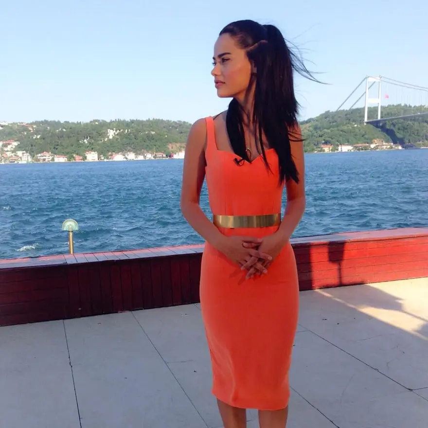 Survivor 2019'da ilk elenen isim belli oldu (Survivor tarihinin en başarılı ve en güzel kadın yarışmacıları) 6