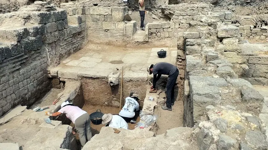 ''SANATSAL BİR İŞÇİLİK GÖRÜYORUZ'' 3 ''SANATSAL BİR İŞÇİLİK GÖRÜYORUZ'' 3