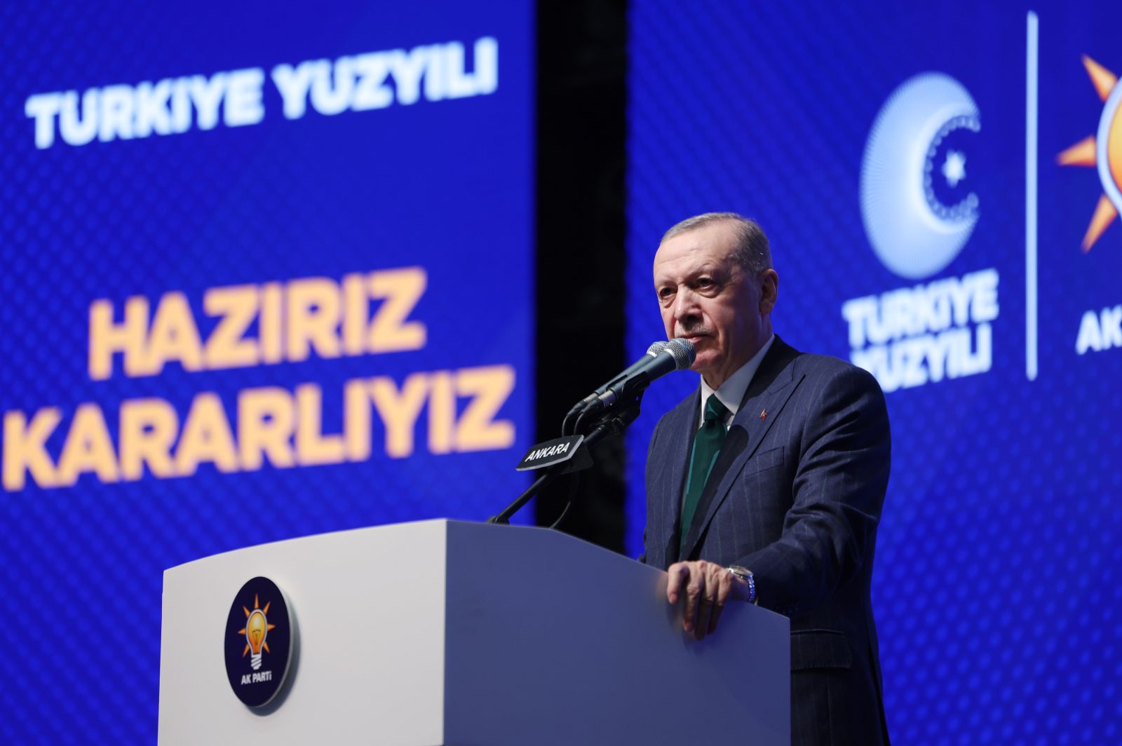 AK Parti'de 48 ilin daha belediye başkan adayları açıklandı