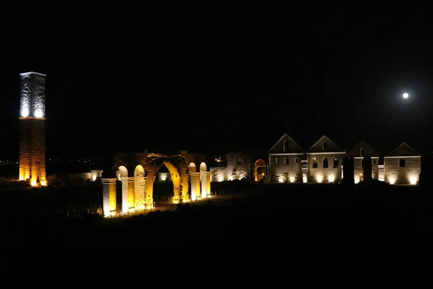 UNESCO Dünya Miras Geçici Listesi'nde bulunan Harran Ören Yeri'ne ışıklandırma 4