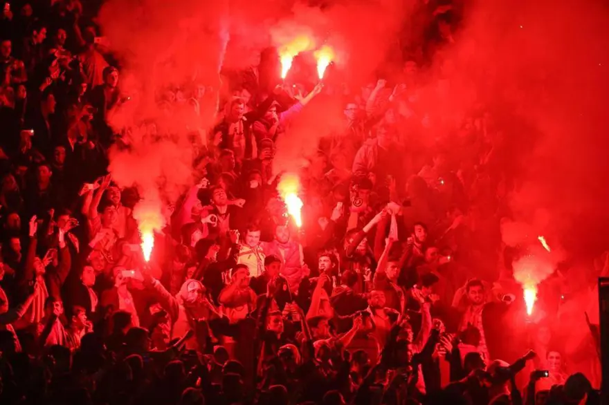 Cimbom İzmir'de kükredi 15