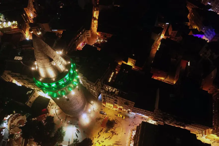 İstanbul "serebral palsi" için yeşile büründü 3