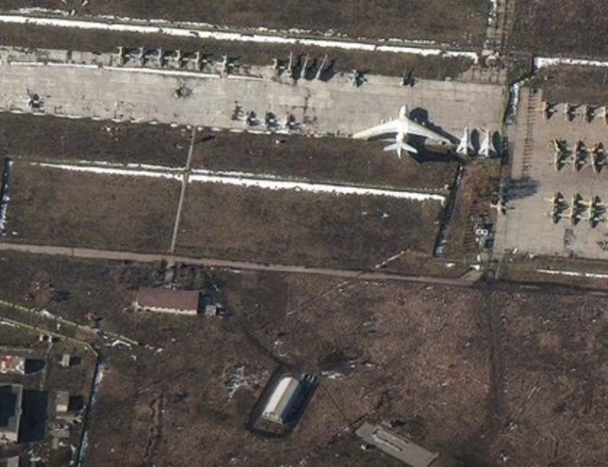 Putin’inyıkım ordusu: 64 kilometrelik konvoy Kiev sınırında durdu 15 Putin’inyıkım ordusu: 64 kilometrelik konvoy Kiev sınırında durdu 15