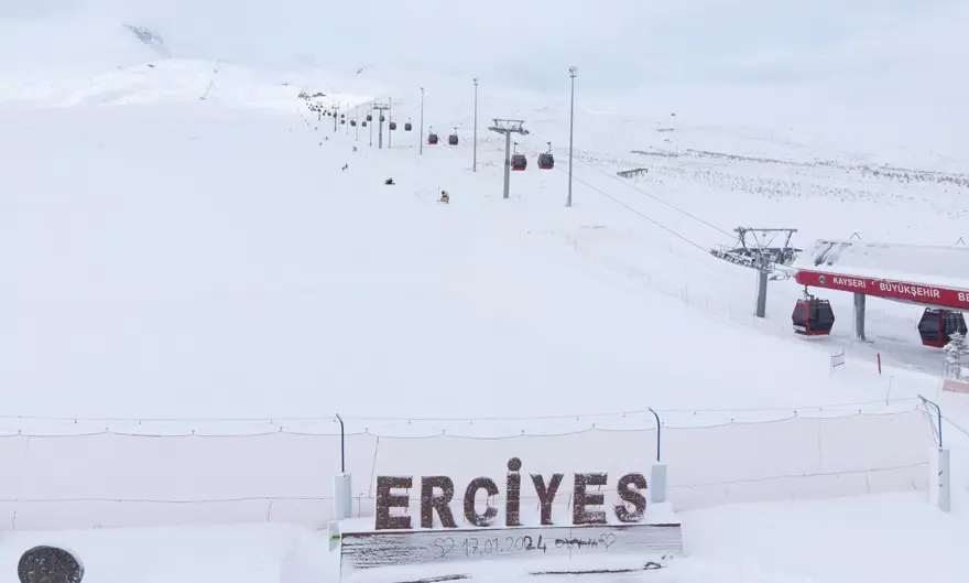 Erciyes'te kar kalınlığı 110 santimetreye ulaştı 3