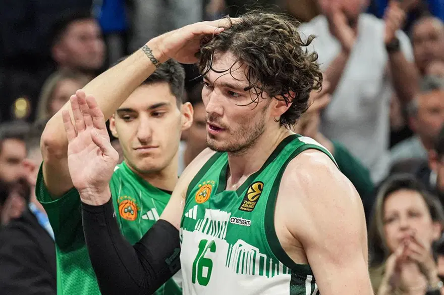 Cedi Osman'a tepkiler çığ gibi büyüdü, Ergin Ataman ve milli basketbolcudan açıklamalar geldi: "Maçı mı bırakacaktı?" 4 Cedi Osman'a tepkiler çığ gibi büyüdü, Ergin Ataman ve milli basketbolcudan açıklamalar geldi: "Maçı mı bırakacaktı?" 4