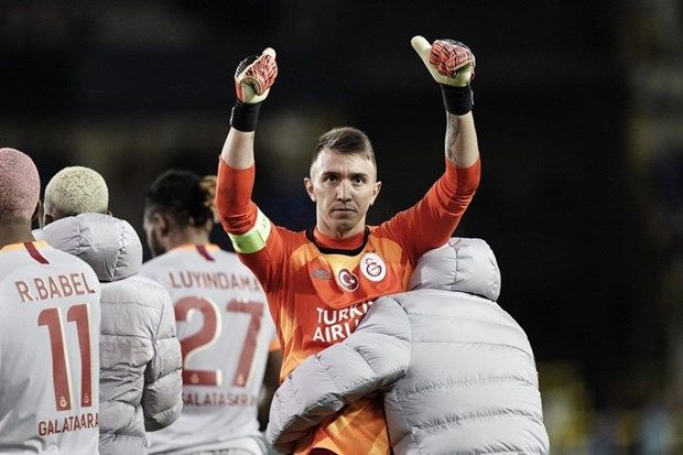 Galatasaray Paris Saint Germain (PSG) ilk 11'ler (Maç hangi kanalda, saat kaçta?)