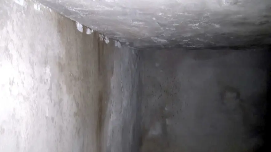 Avcılar'daki 5 katlı binada tedirgin eden görüntü! "Kolonlardaki çatlağı sıvayla kapattılar, durumu görmezden geliyorlar" 3