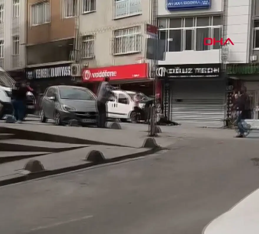 Küçükçekmece’dekuyumcuyu soymaya çalışan hırsıza linç girişimi 2