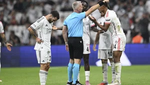 Beşiktaş'ın Avrupa macerası sona erdi: Taraftartan tepki! Beşiktaş'ın Avrupa macerası sona erdi: Taraftartan tepki!