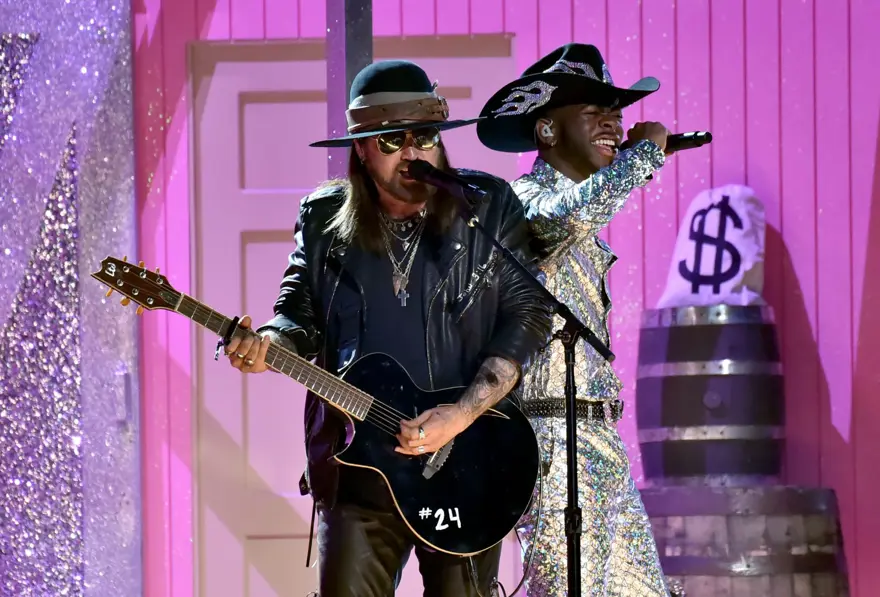 62. Grammy Ödülleri 2020 kazananları belli oldu (Billie Ellish geceye damga vurdu) 27 62. Grammy Ödülleri 2020 kazananları belli oldu (Billie Ellish geceye damga vurdu) 27