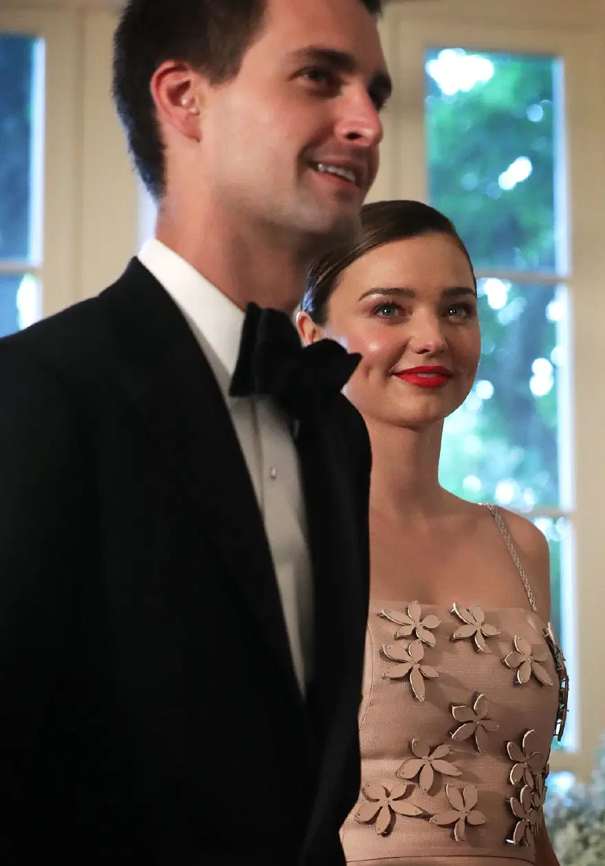 Miranda Kerr ile Snapchat’in kurucusu Evan Spiegel evlendi 5