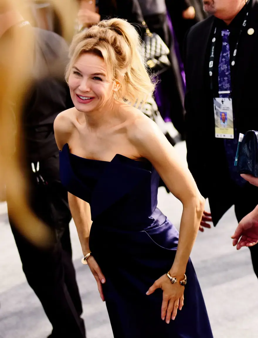 Renee Zellweger: Bu işe başladığımda 'Artık garsonluk yapmak zorunda değilim’ dedim 4