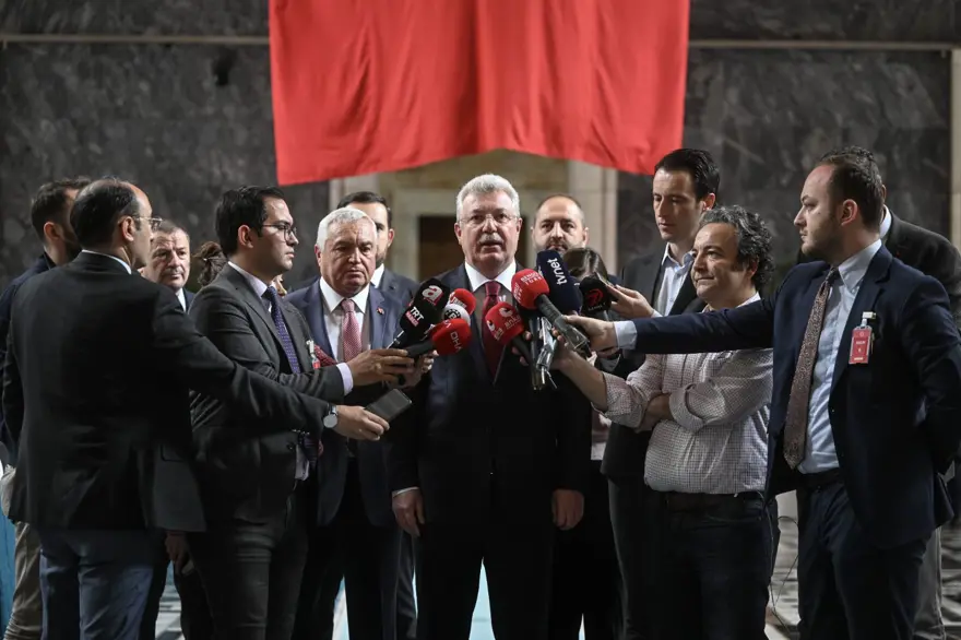 Milletvekilleri kayıt yaptırıyor 15