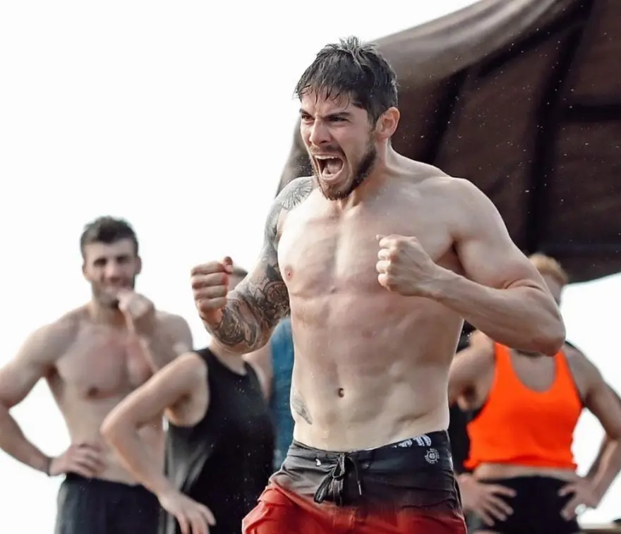 Survivor 2022 Anıl Berk Baki kimdir? 1
