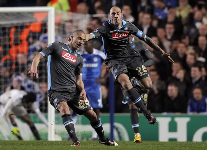 Chelsea uzatmalarda güldü 