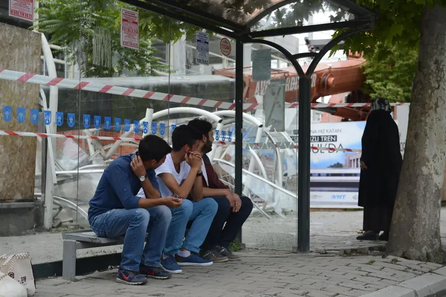 YHT Garaj inşaatında kaza 22