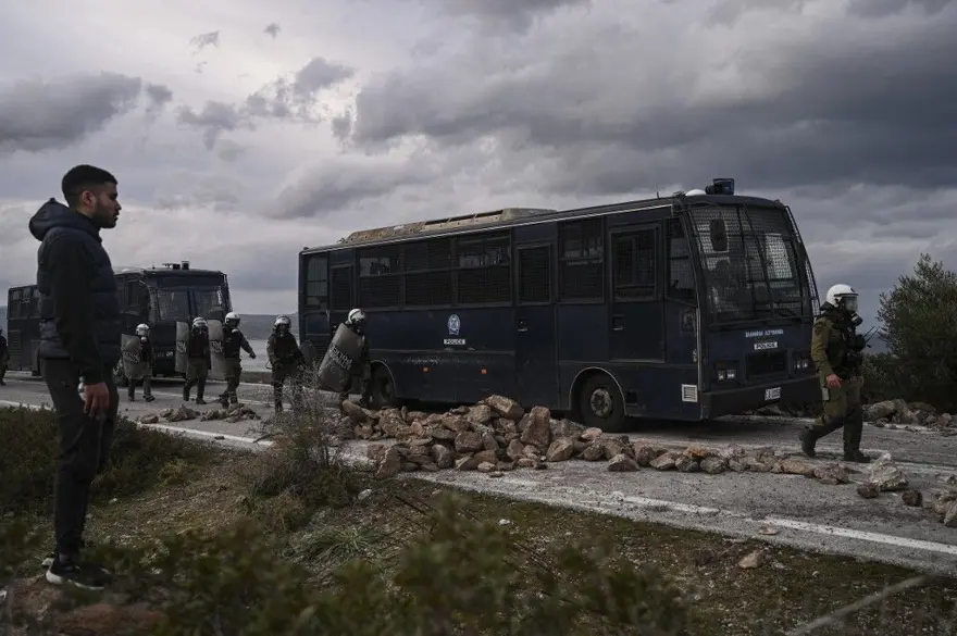 Yunan adalarını savaş alanına çevirdiler 18