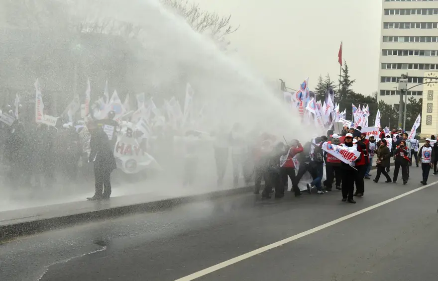 Ankara'da eyleme müdahale 2